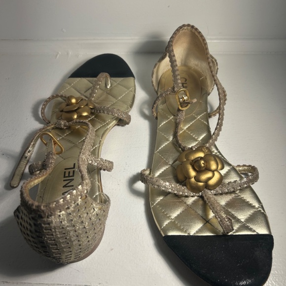Vintage Chanel Gold Quilted Sandals Pre Loved Size 9 - Picture 6 of 9